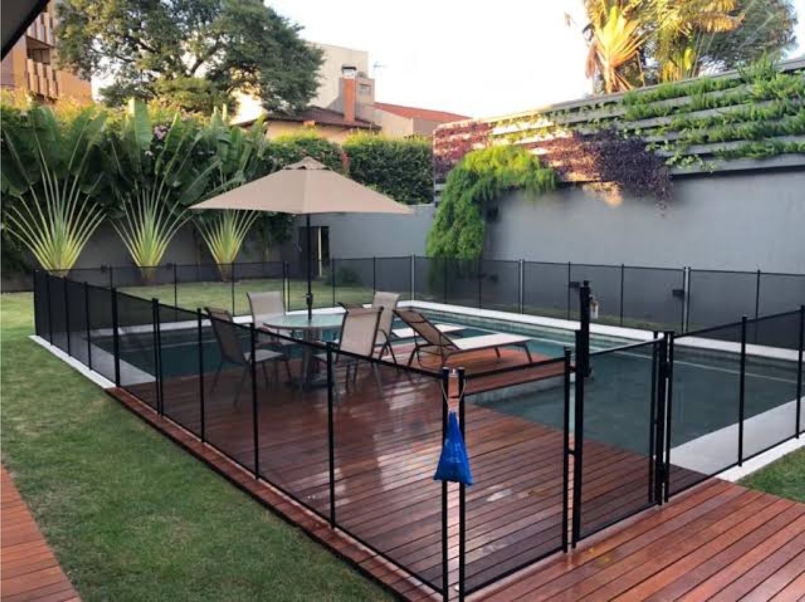 Cerca Para Piscinas 100% Removível, Fácil Manuseio